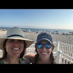 Meet your Posher, Caroline